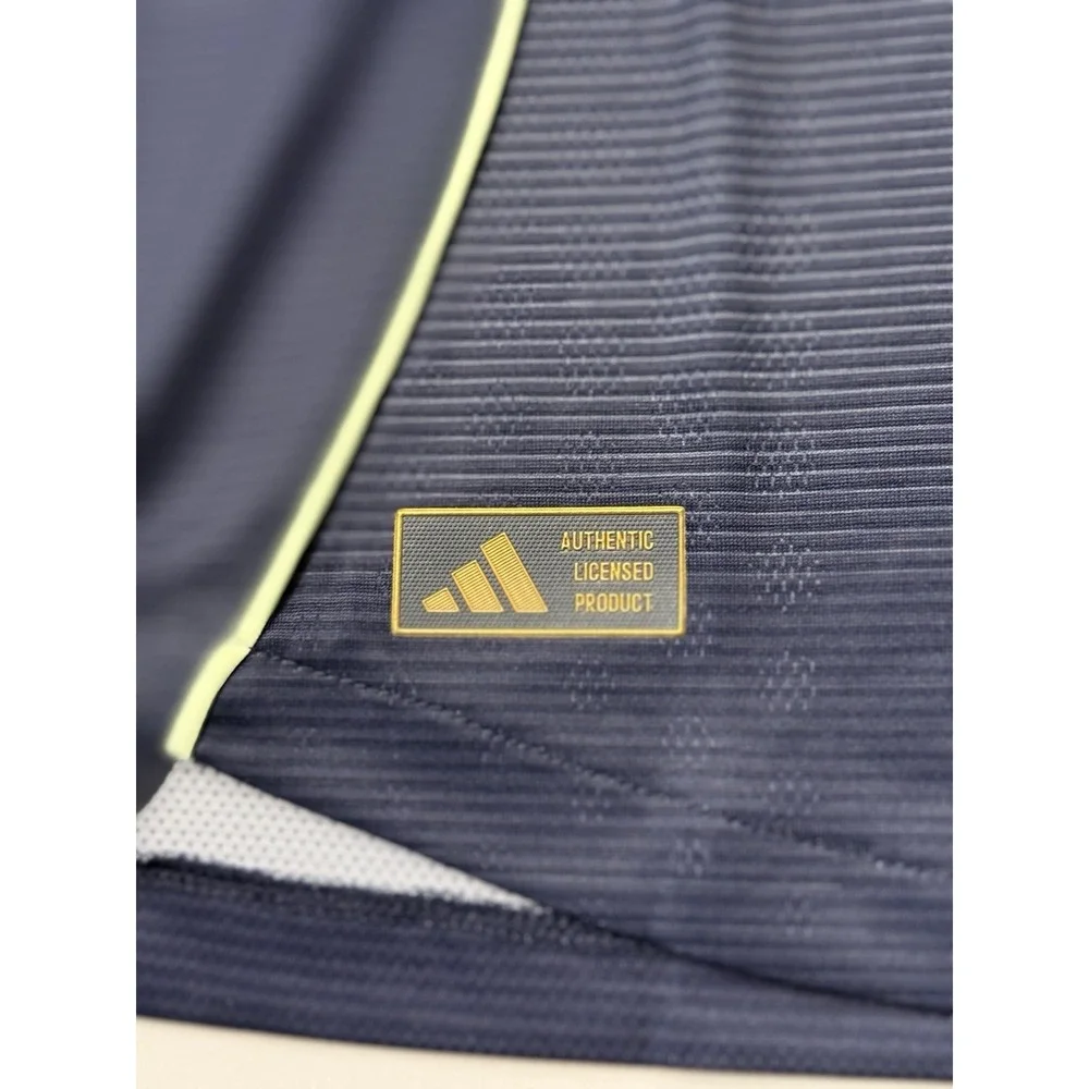 Adidas Real Madrid 25/26 Away Authentic Player Jersey JV5920 Mens Medium NWT